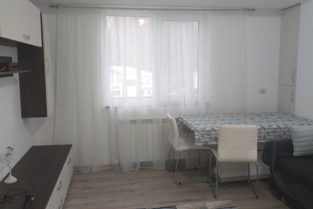 Locatia 0 Apartment Suceava Ngoại thất bức ảnh